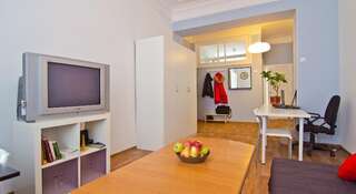 Гостиница NN Central Hostel Нижний Новгород Кровать в общем 8-местном номере-2
